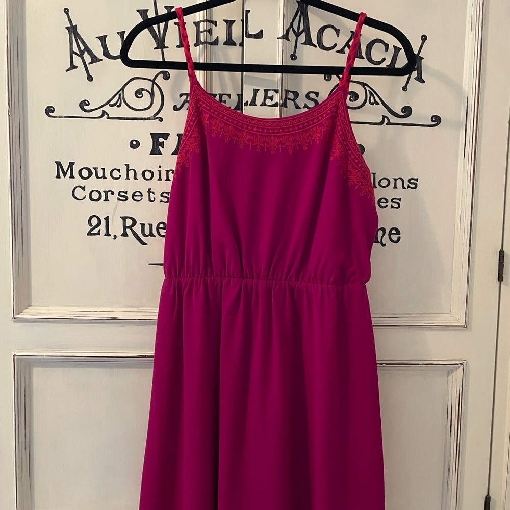 STUNNING LIKE NEW party dress